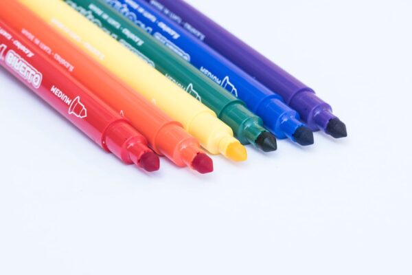 Colorful-Markers-for-Students